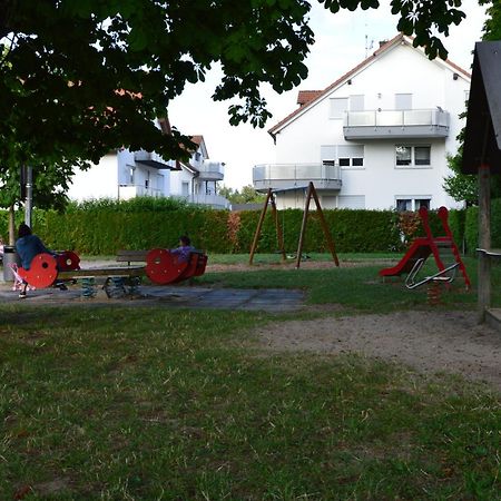 Lamiacasa Family-Business-Near Bosch-Train Station Apartment Renningen Bagian luar foto